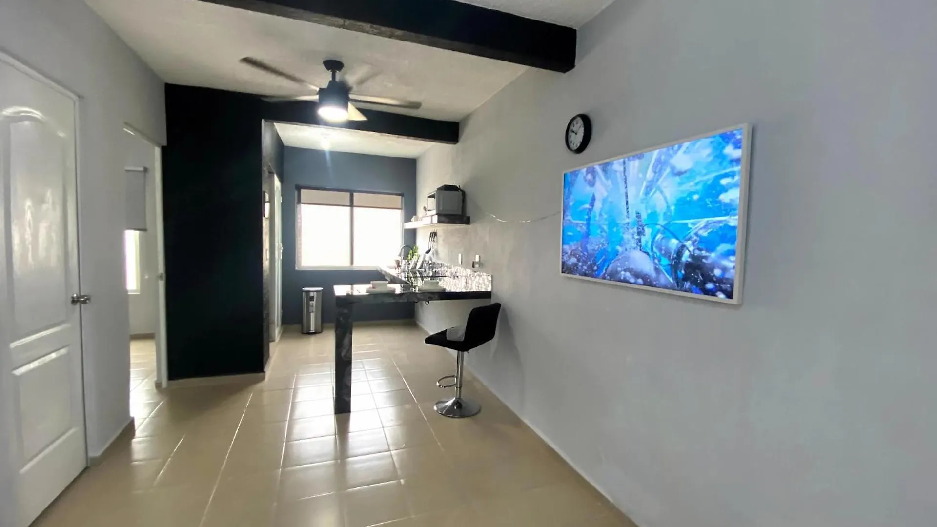Comodo Y Accesible Departamento Con Piscina En Pdc Playa del Carmen México